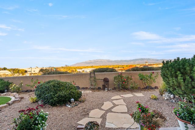 4008 Silvery Minnow Place NW, Albuquerque, NM 87120