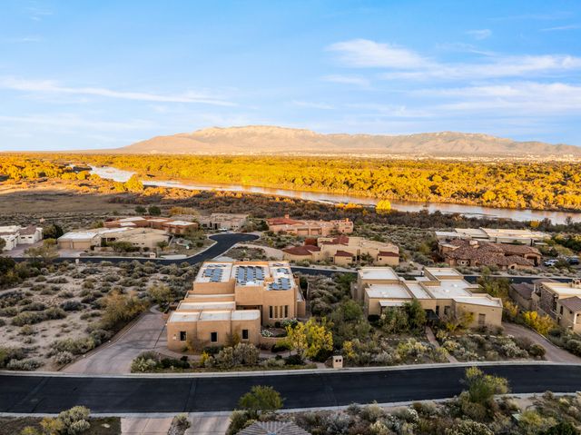 4008 Silvery Minnow Place NW, Albuquerque, NM 87120