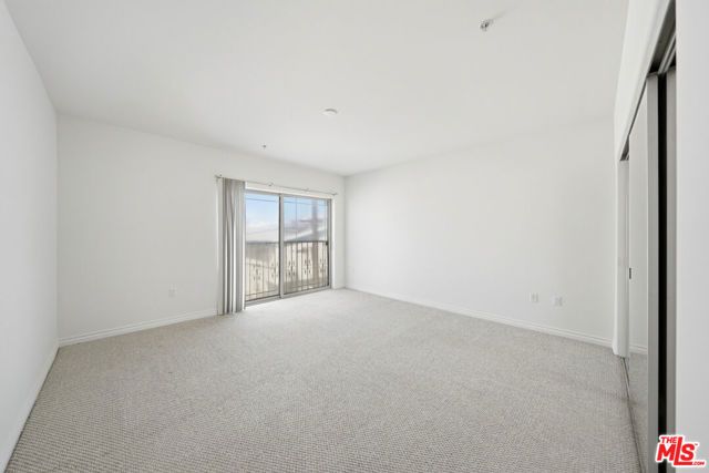 4733 Elmwood Avenue 304, Los Angeles, CA 90004