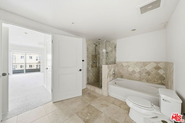 4733 Elmwood Avenue 304, Los Angeles, CA 90004