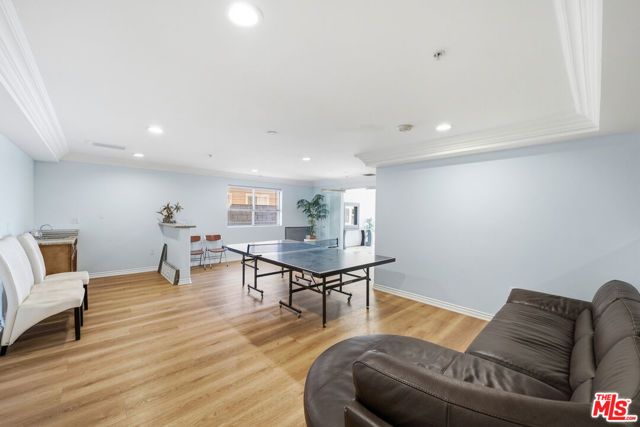 4733 Elmwood Avenue 304, Los Angeles, CA 90004