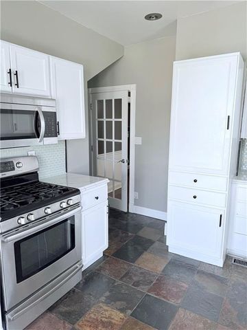 2101 Penn Street, St Joseph, MO 64507