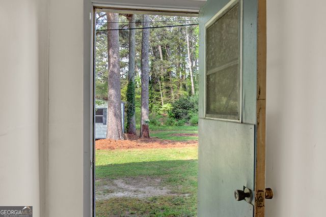 1763 Pounds Road, Stone Mountain, GA 30087