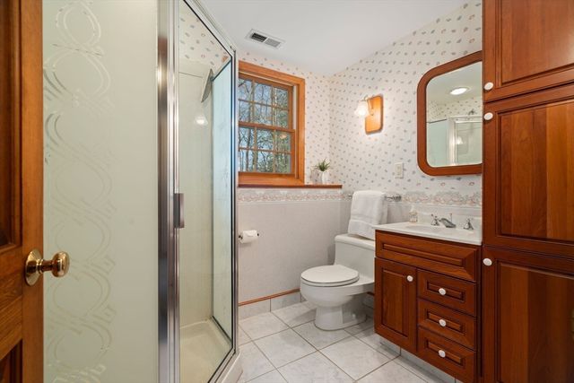 10 Brookbridge Rd, Peabody, MA 01960