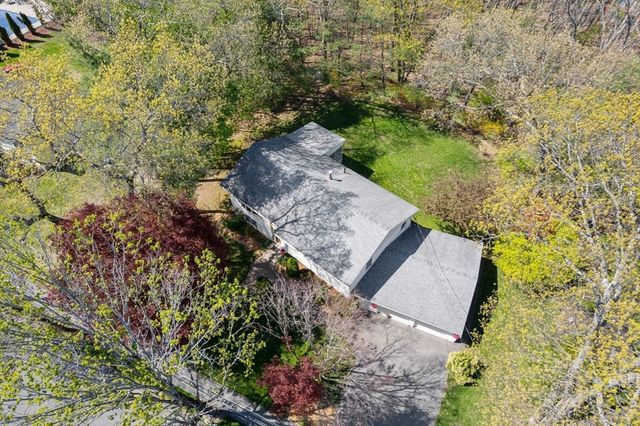10 Brookbridge Rd, Peabody, MA 01960