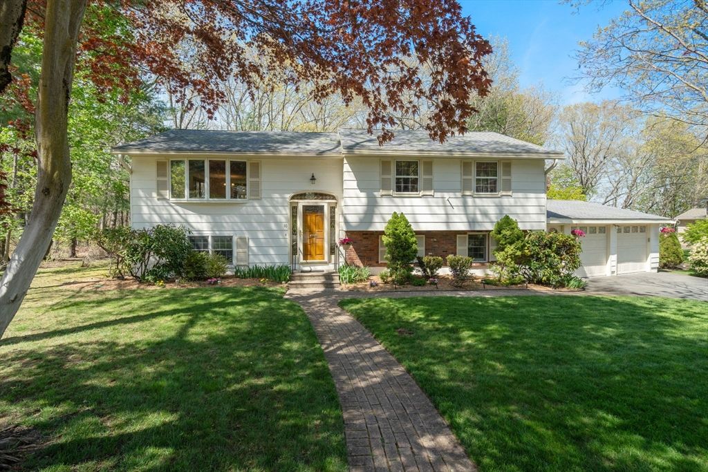 10 Brookbridge Rd, Peabody, MA 01960