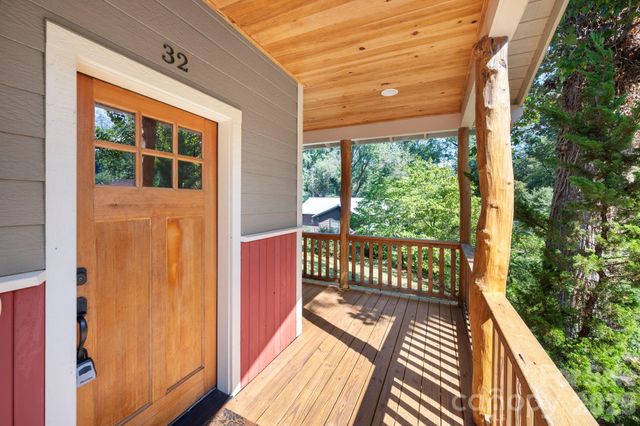 32 Florida Avenue, Asheville, NC 28806