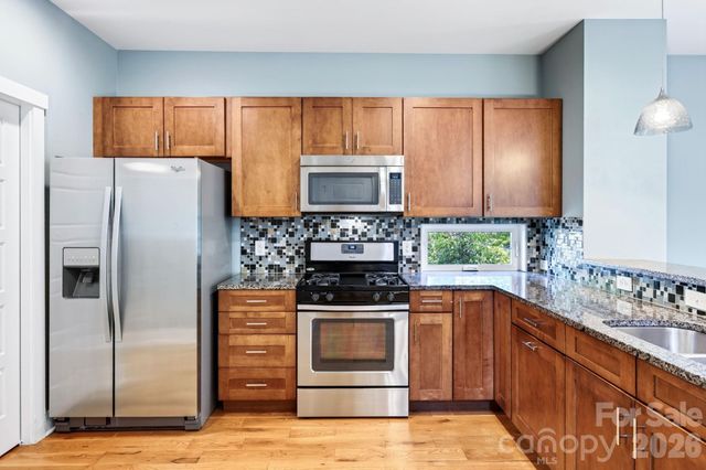 32 Florida Avenue, Asheville, NC 28806