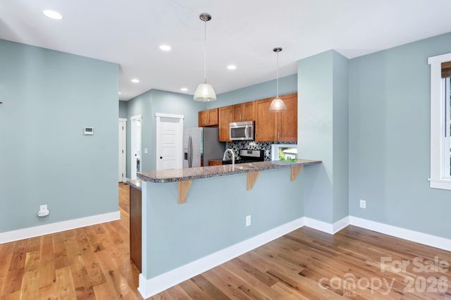 32 Florida Avenue, Asheville, NC 28806