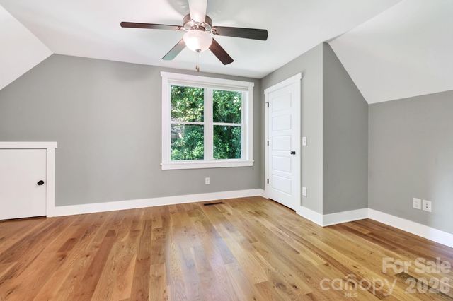 32 Florida Avenue, Asheville, NC 28806