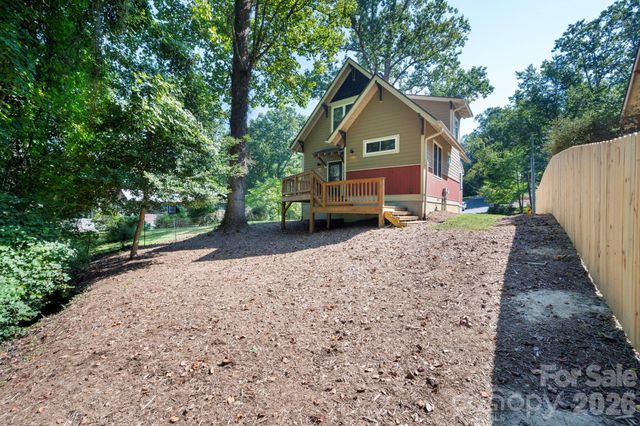 32 Florida Avenue, Asheville, NC 28806