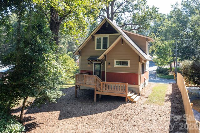 32 Florida Avenue, Asheville, NC 28806