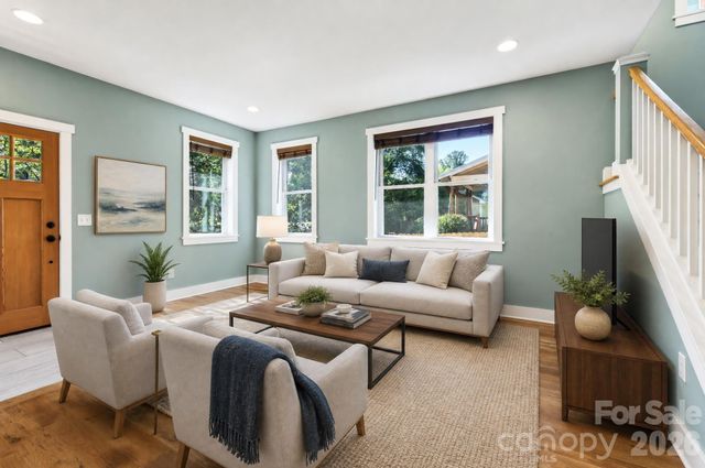 32 Florida Avenue, Asheville, NC 28806