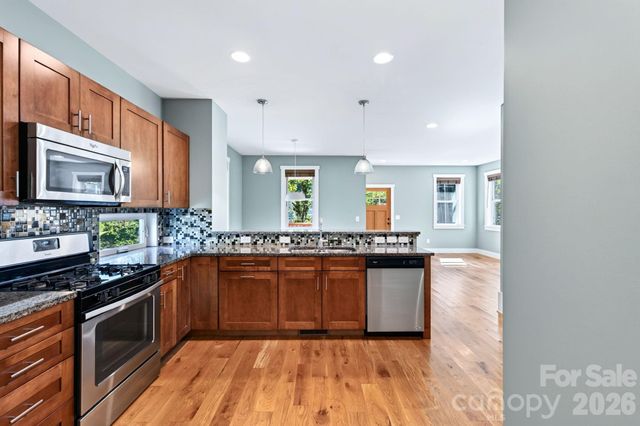 32 Florida Avenue, Asheville, NC 28806