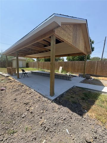 1147 Lolita St, Corpus Christi, TX 78416