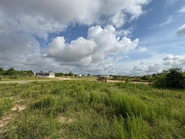 1420 Road 5705, Cleveland, TX 77327