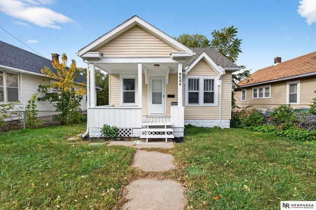 2434 N 33rd Avenue, Omaha, NE 68111