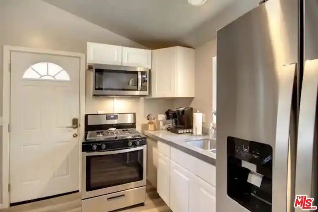 39219 Cedar Dell Road, Fawnskin, CA 92333