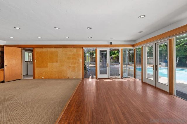 2615 Ellentown Rd, La Jolla, CA 92037