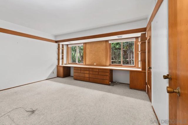 2615 Ellentown Rd, La Jolla, CA 92037