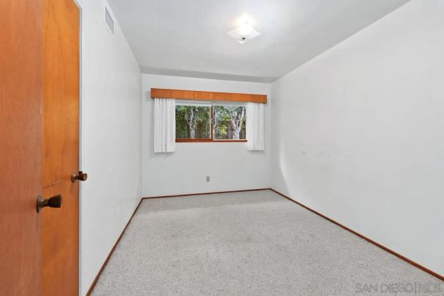 2615 Ellentown Rd, La Jolla, CA 92037