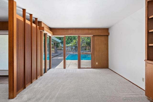 2615 Ellentown Rd, La Jolla, CA 92037