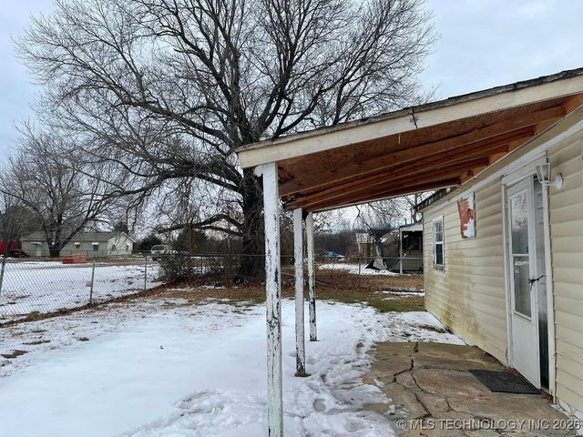 807 NW 3rd Street, Wagoner, OK 74467