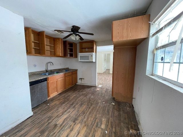 807 NW 3rd Street, Wagoner, OK 74467