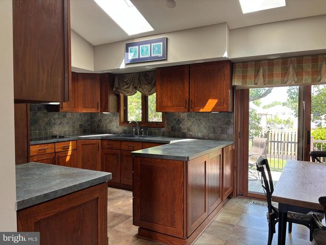 146 BELMONT AVE, Norristown, PA 19403