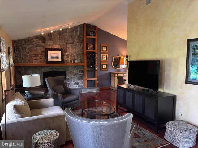 146 BELMONT AVE, Norristown, PA 19403