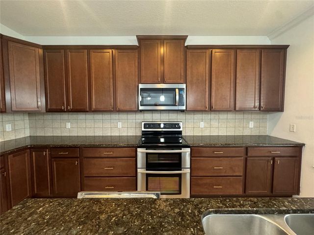 1077 THUNDERHEAD LANE, Minneola, FL 34715