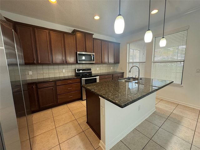 1077 THUNDERHEAD LANE, Minneola, FL 34715