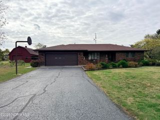 14486 Liberty Hi Road, Bowling Green, OH 43402