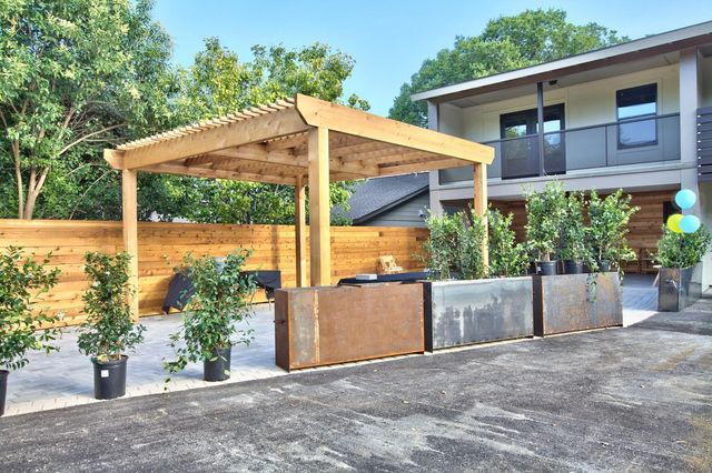 924 E 51st ST 108, Austin, TX 78751