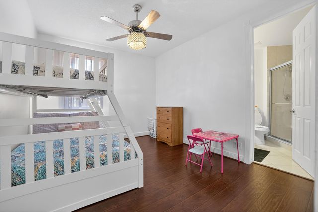 12480 NW 62nd Ct, Coral Springs, FL 33076