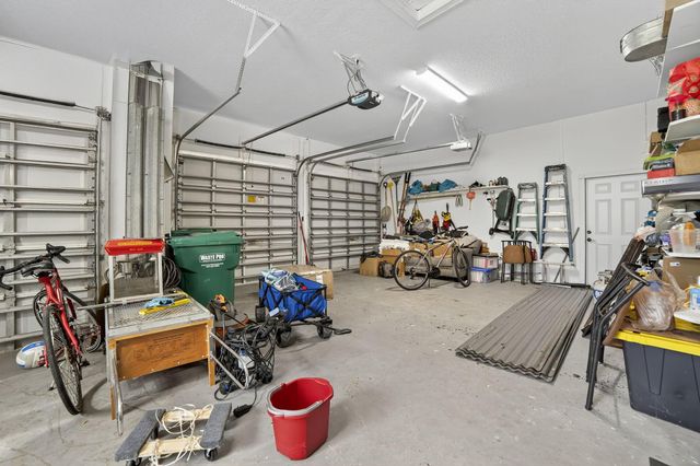 12480 NW 62nd Ct, Coral Springs, FL 33076