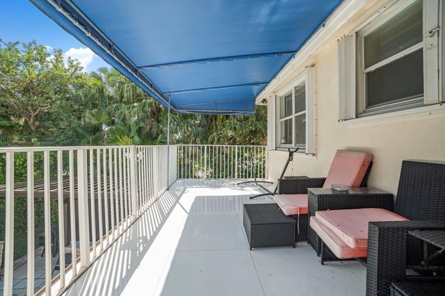 12480 NW 62nd Ct, Coral Springs, FL 33076