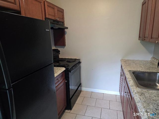 44 Armand Drive E, Waterbury, CT 06708