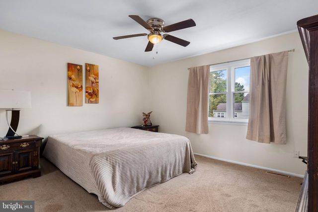 13 E WEALD AVE E, Bear, DE 19701