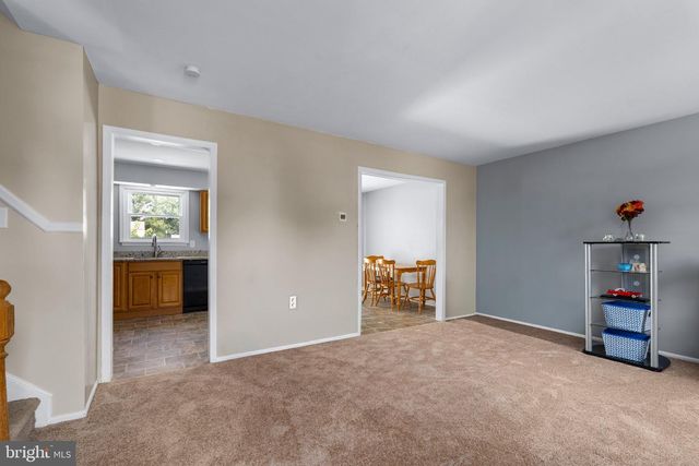 13 E WEALD AVE E, Bear, DE 19701