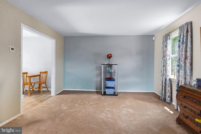 13 E WEALD AVE E, Bear, DE 19701