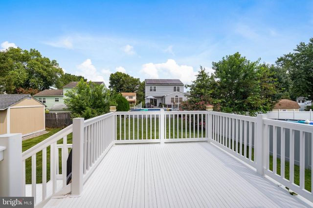 13 E WEALD AVE E, Bear, DE 19701