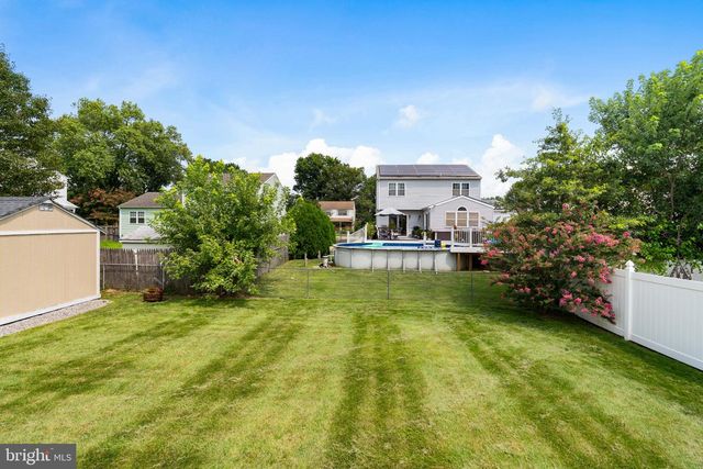 13 E WEALD AVE E, Bear, DE 19701