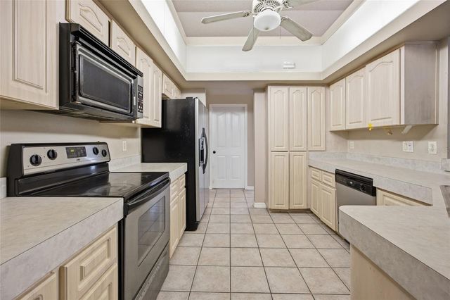 5801 SW 115TH STREET ROAD, Ocala, FL 34476