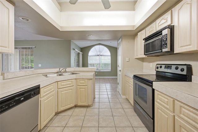 5801 SW 115TH STREET ROAD, Ocala, FL 34476