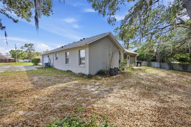 5801 SW 115TH STREET ROAD, Ocala, FL 34476