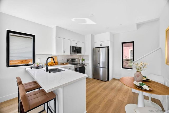 3164 L St, San Diego, CA 92102