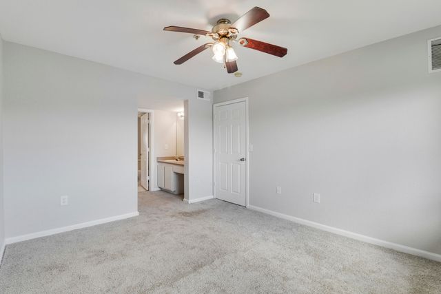 141 SW Palm Dr Apt 306, Port St Lucie, FL 34986