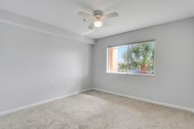 141 SW Palm Dr Apt 306, Port St Lucie, FL 34986