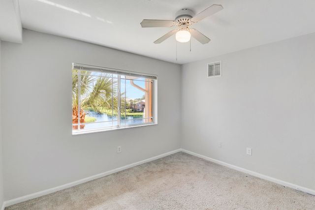 141 SW Palm Dr Apt 306, Port St Lucie, FL 34986